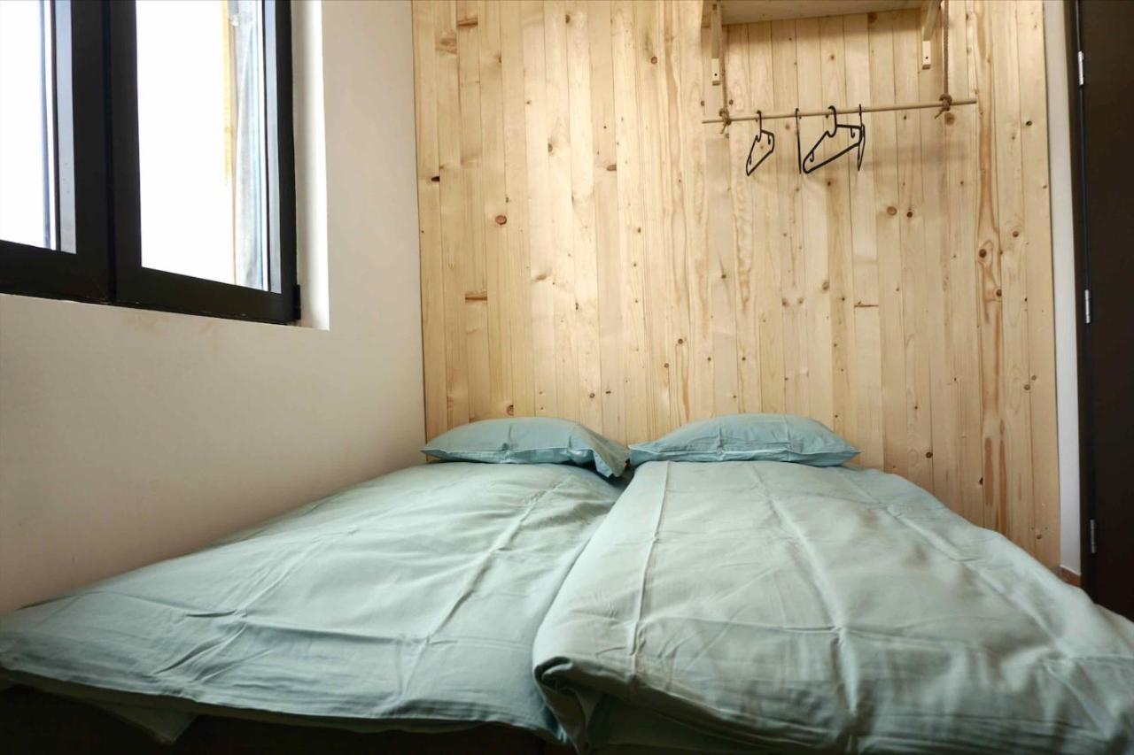 Montana Hotel Lisina Bagian luar foto